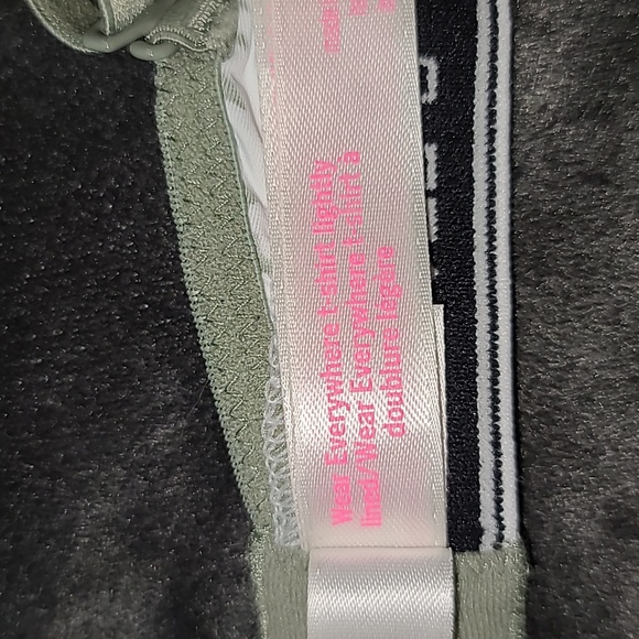 PINK Victoria's Secret Pineapple T-shirt bra 34A - Picture 5 of 6